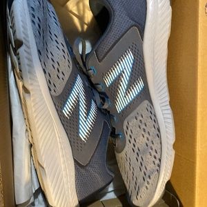 New Balance running shoes size 13